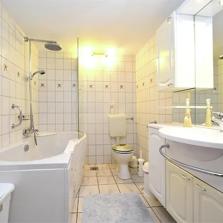 Familiennest In Ruebeland *