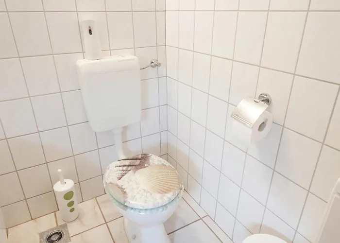 Familiennest In Ruebeland Neuwerk (Saxony-Anhalt)